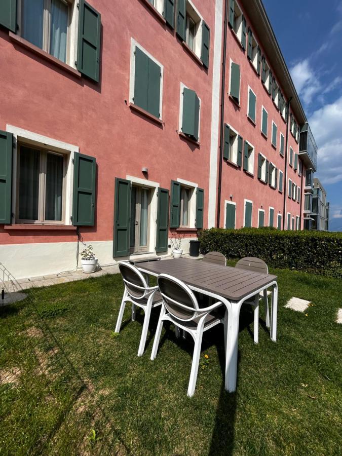 Dv Garda Suite Campione del Garda Exterior foto