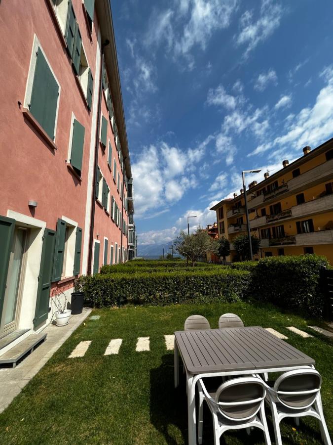 Dv Garda Suite Campione del Garda Exterior foto